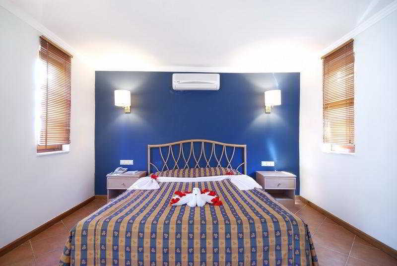 Larissa Art Beach Goynuk  Exterior photo
